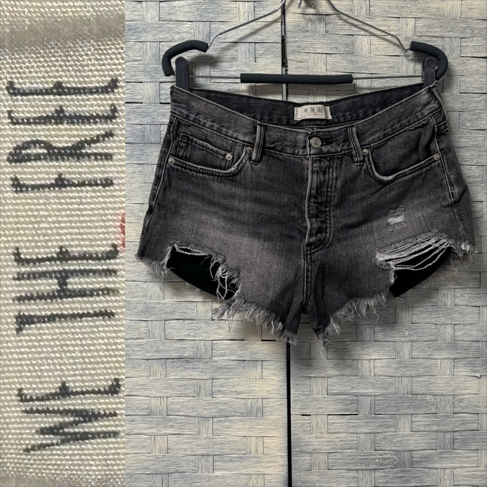 We The Free 28 Denim Micro Shorts Distressed Black Cutoff Frayed Hem‎